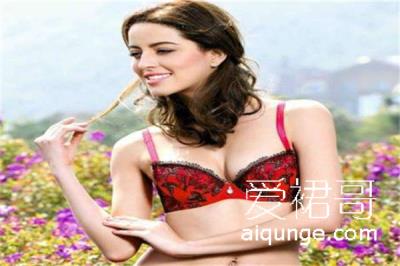 健身教练的丰胸心得 健身教练的丰胸心得